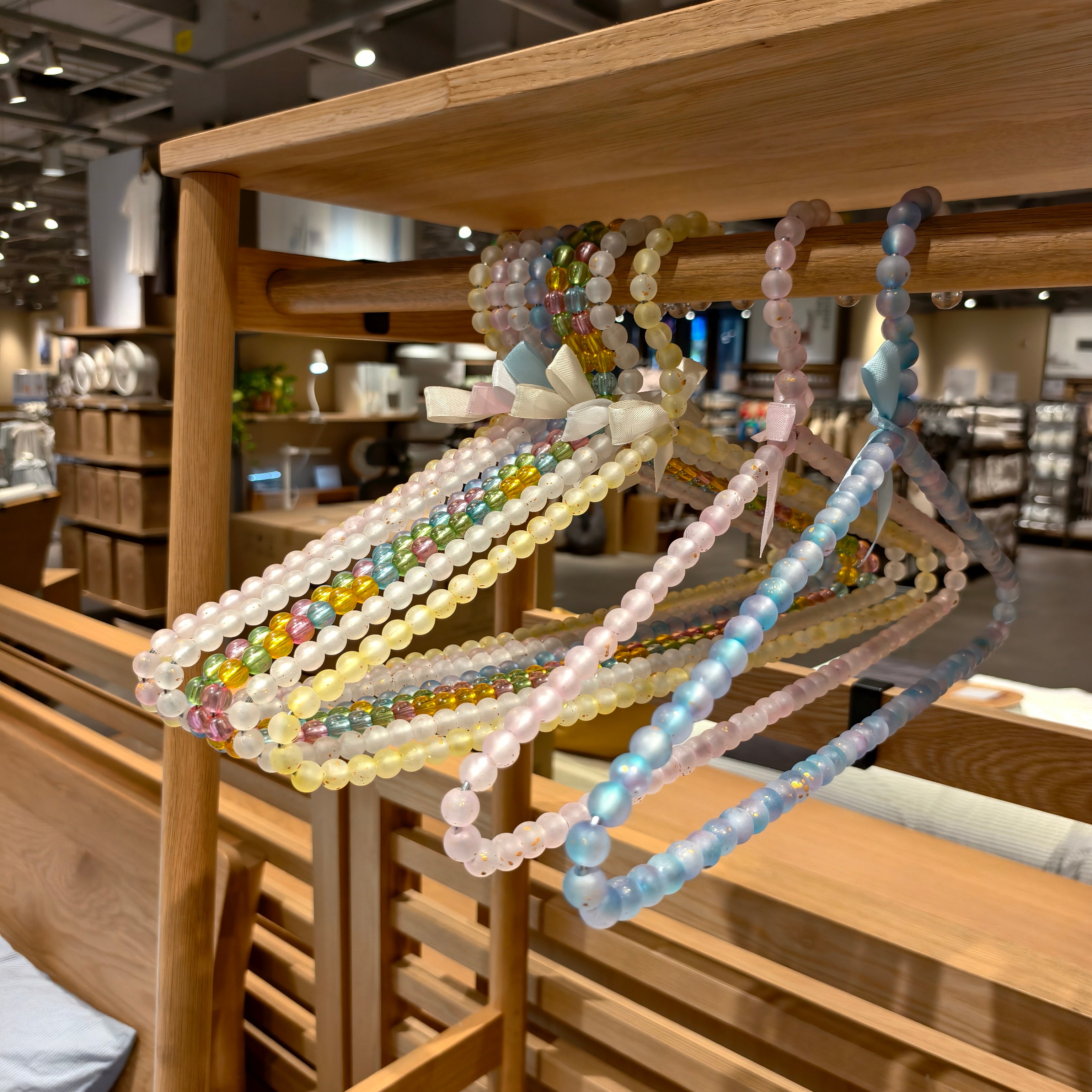 CAIAWAN colorful Pearl Clothes Hanger