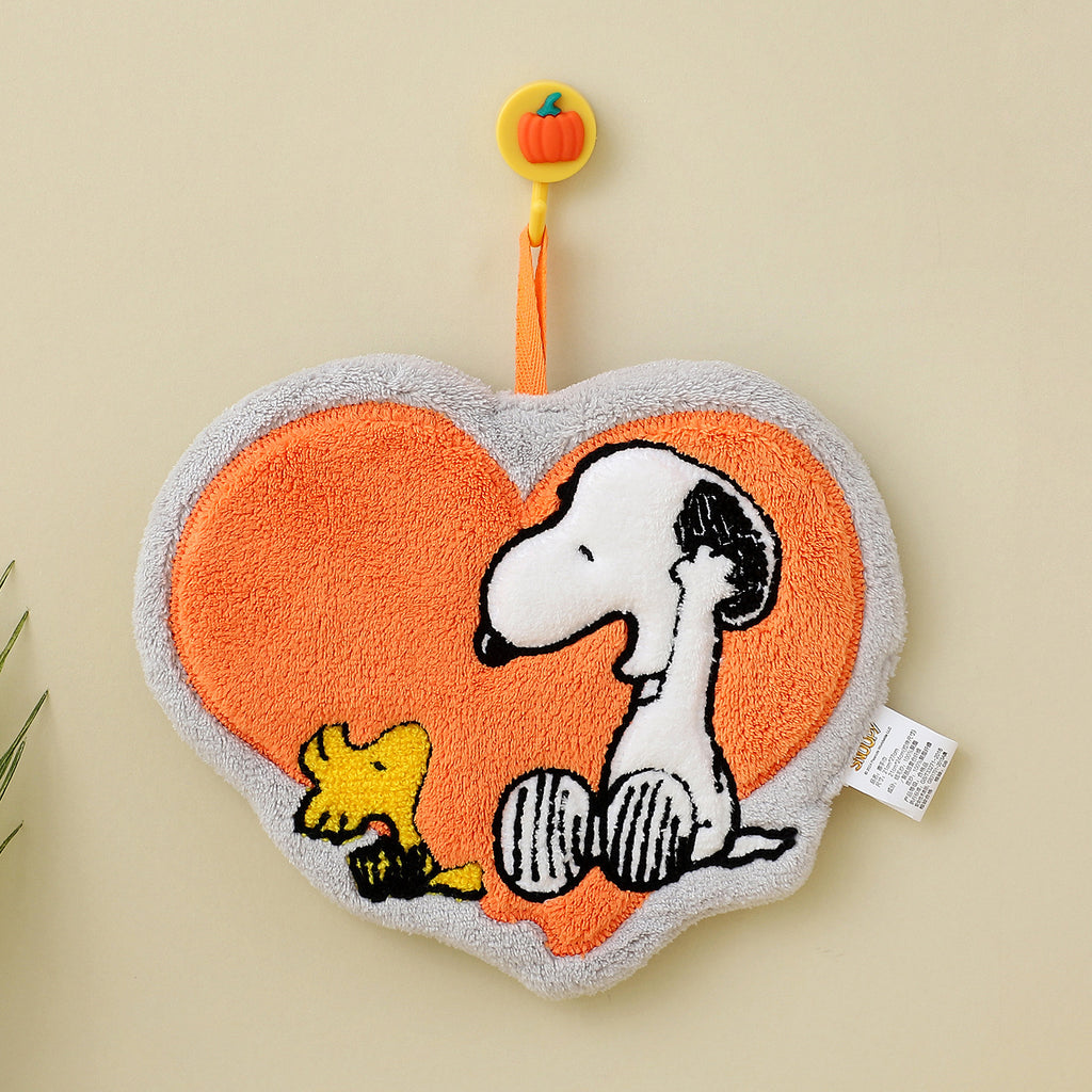 Snoopy Coral Fleece Hand Towel – Absorbent, Shed-Free Bathroom Towel
