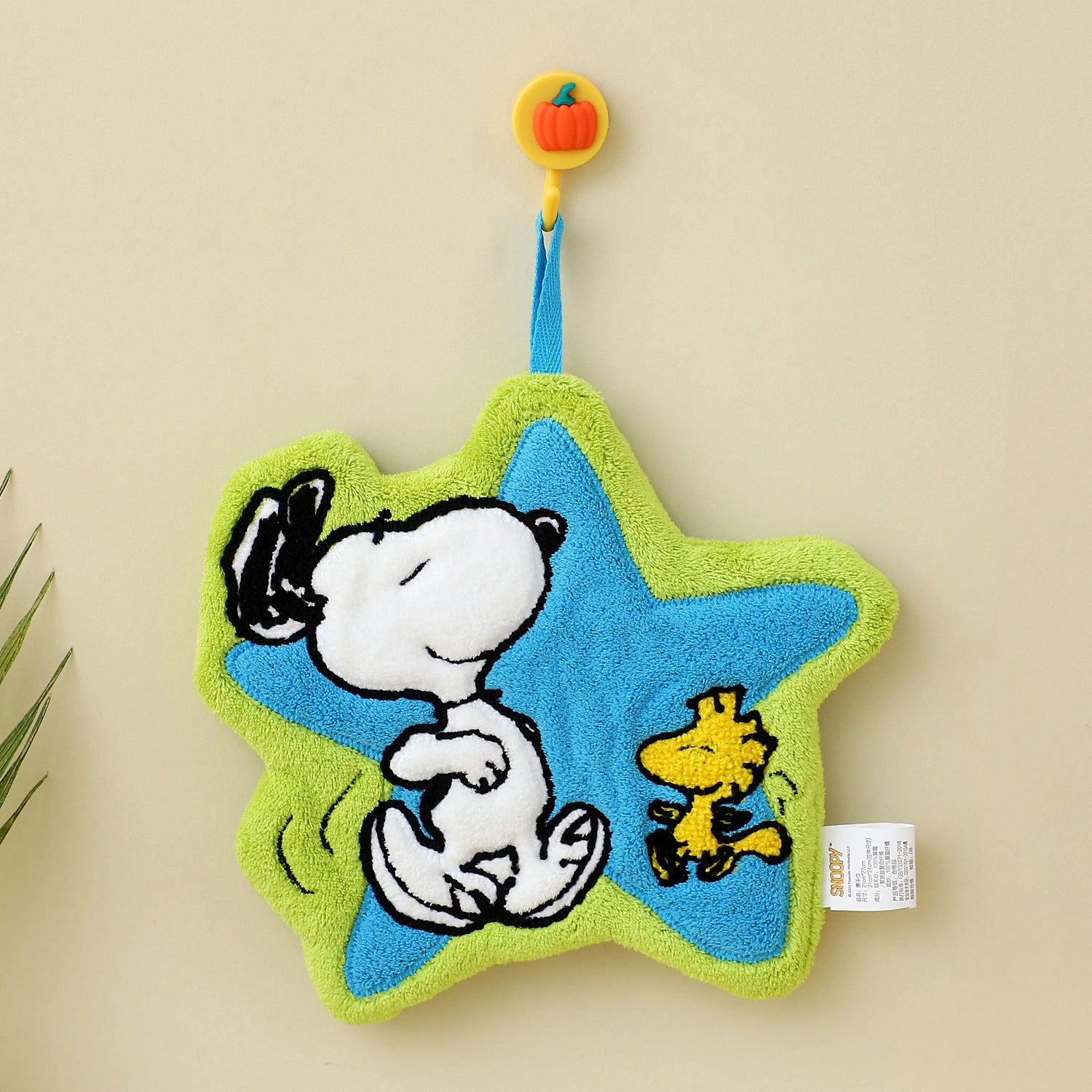 Snoopy Coral Fleece Hand Towel – Absorbent, Shed-Free Bathroom Towel